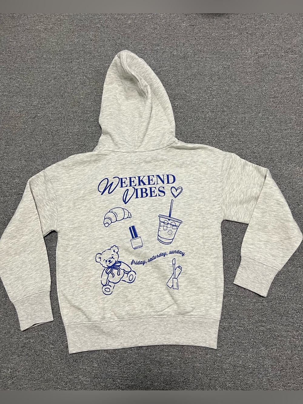 art class Girl’s Light Gray Crewneck Hoodie with Blue 'Weekend Vibes' Graphic 8T